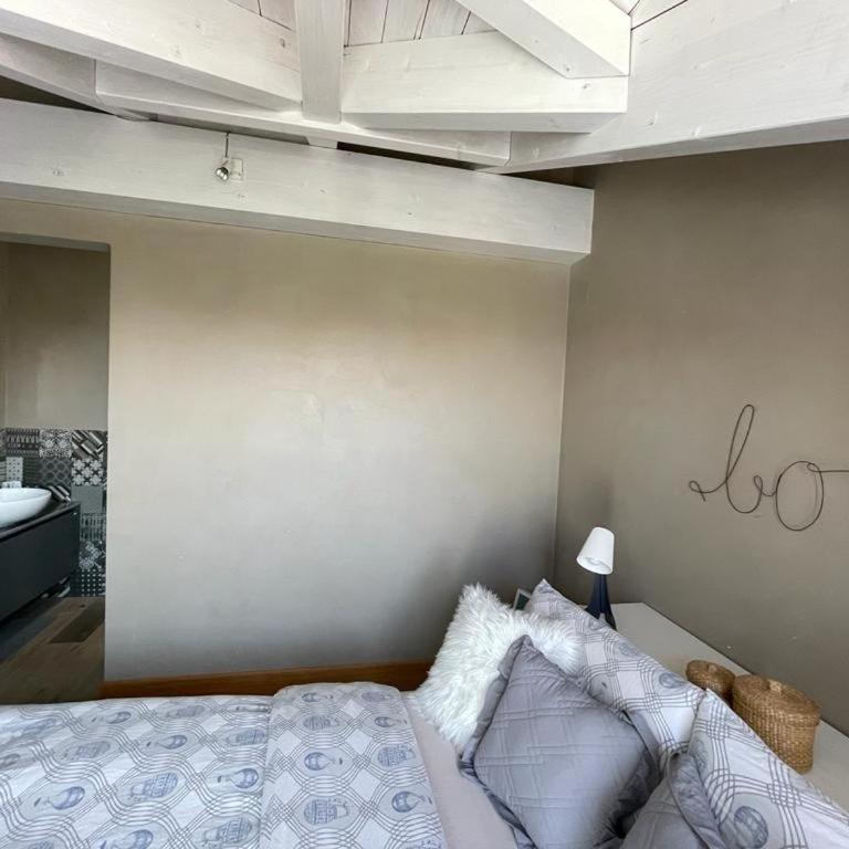 Charming Penthouse in Turin - Appartamento con 2 Camere da Letto - 4