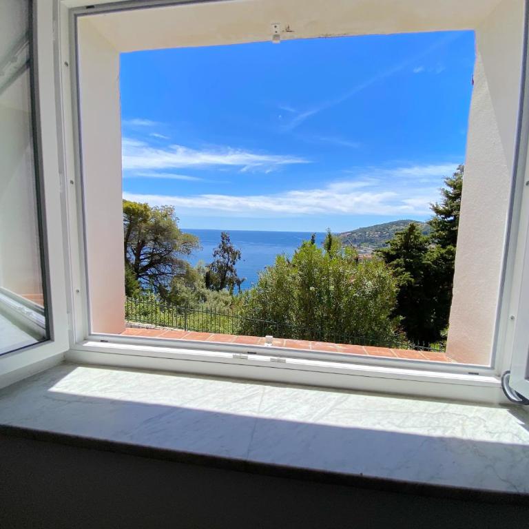 CASA ROSALIE VI4442 By Riviera Holiday Homes - Villa - 32
