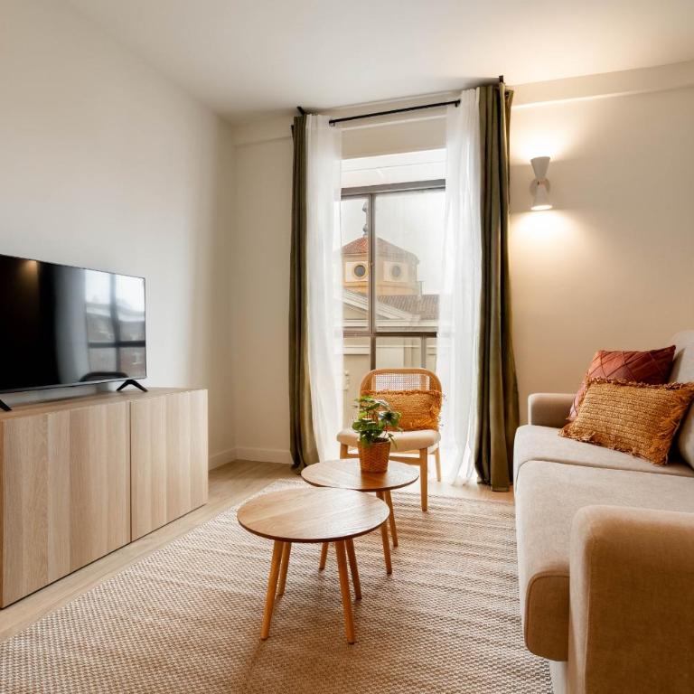 Victoria en Madrid - One-Bedroom Apartment with Balcony - 1