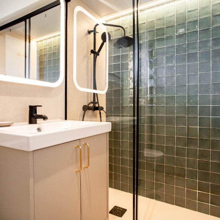 Victoria en Madrid - One-Bedroom Apartment with Balcony - 10