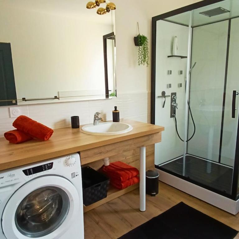 Au Pied De La Colline calme et détente Pézenas - Appartement 1 Chambre - 10