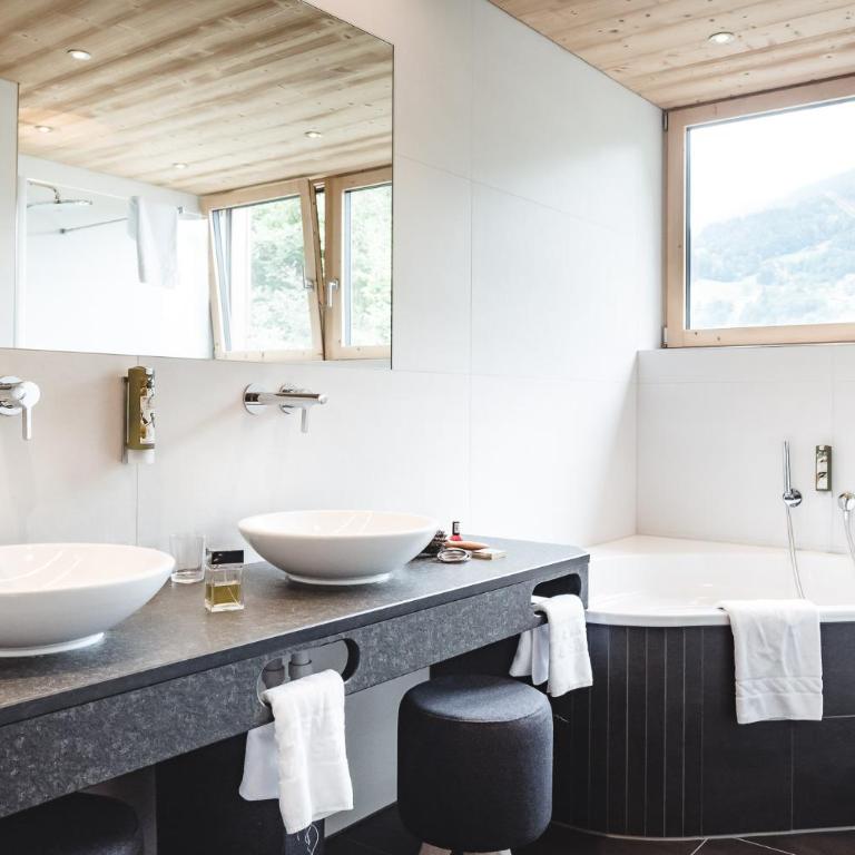 Aktiv & Spa Hotel Alpenrose - Suite mit 2 Schlafzimmern - 4