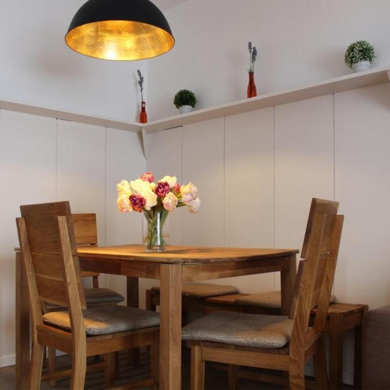 Ferienhaus Nr 12, Kategorie Komfort, Feriendorf Hochbergle, Allgäu - Ferienhaus - 2