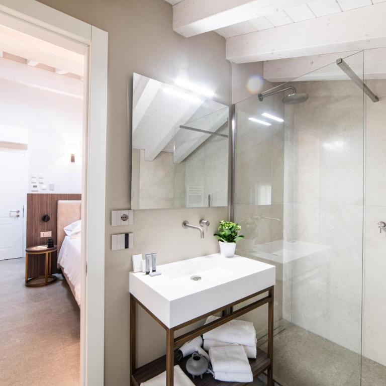 Modena Relax Luxury Rent Rooms - Camera Deluxe - 11