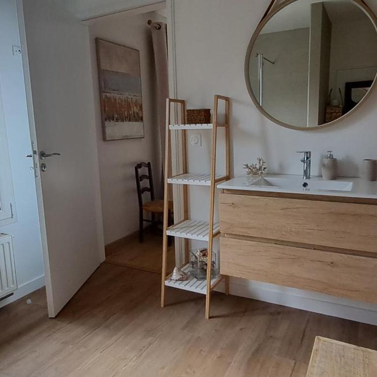 Chambre d'hôte de Reymure - Chambre Triple avec Salle de Bains Privative - 5