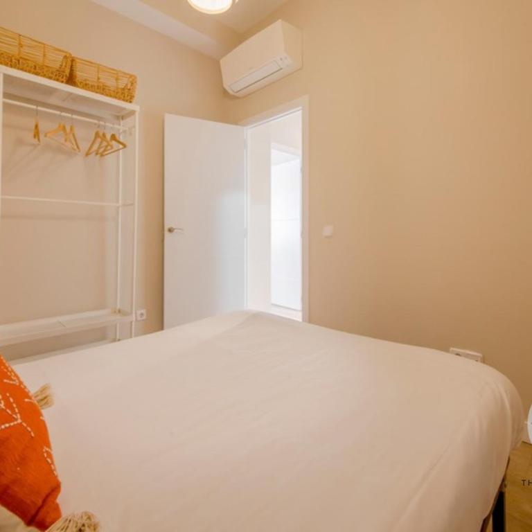 Acogedora y urbana para 6, conoce Toledo 77 - Apartment - 24