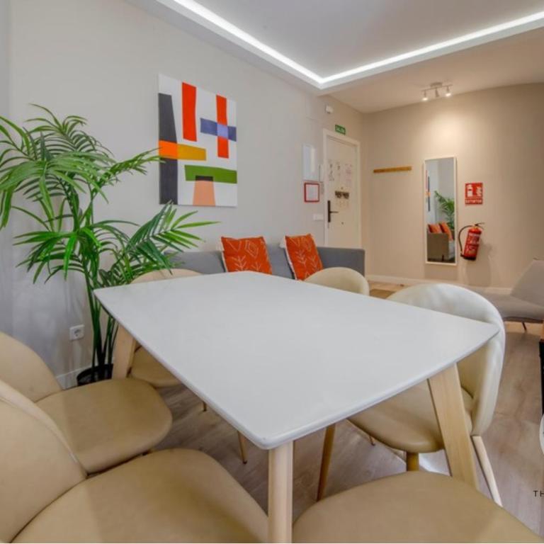 Acogedora y urbana para 6, conoce Toledo 77 - Apartment - 17