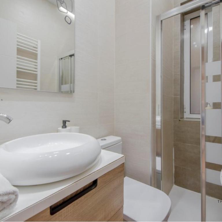 Acogedora y urbana para 6, conoce Toledo 77 - Apartment - 20