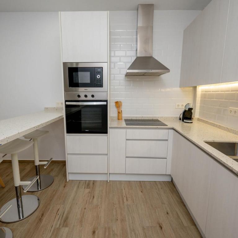 Casa Jose y Angeles - Three-Bedroom Townhouse - 15