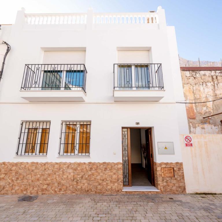 Casa Jose y Angeles - Three-Bedroom Townhouse - 21