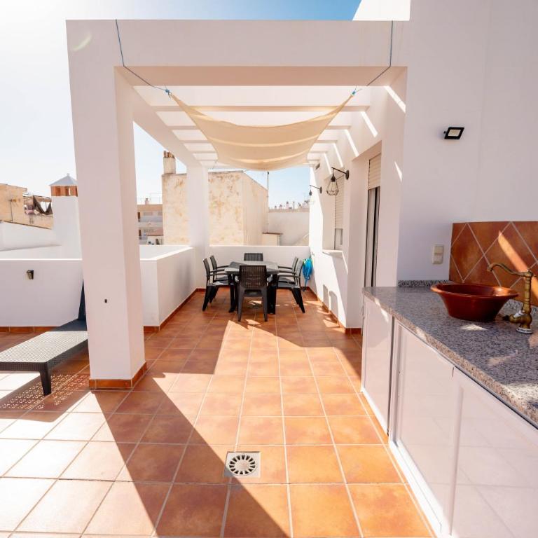 Casa Jose y Angeles - Three-Bedroom Townhouse - 38