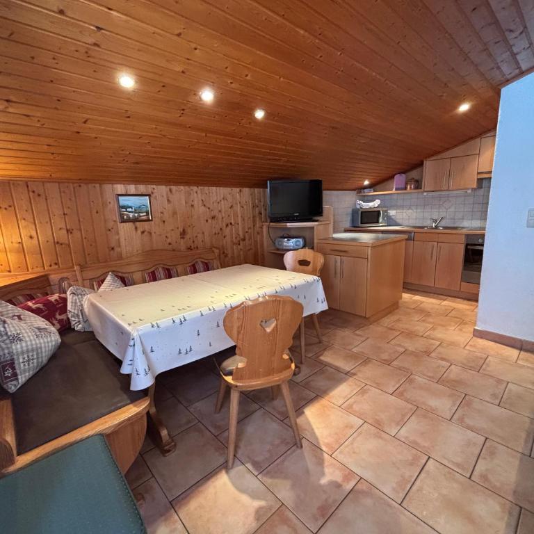 Haus Nelsen - Wohlfühlapartments mit HochkönigCard - Apartment mit 2 Schlafzimmern und Dusche - 2
