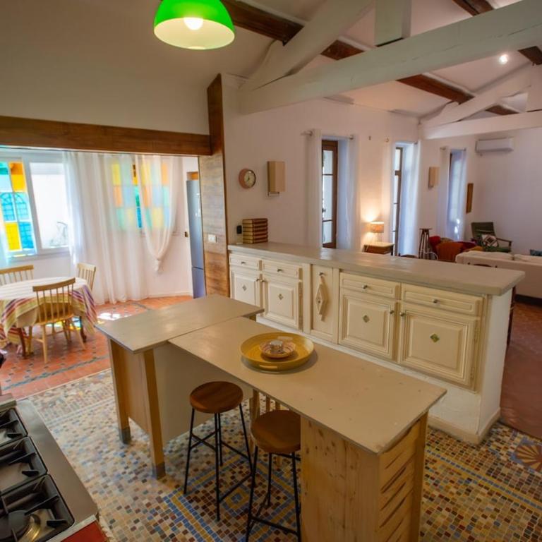 Maison de charme 14 personnes piscine Avignon - Casa de 7 dormitorios - 9