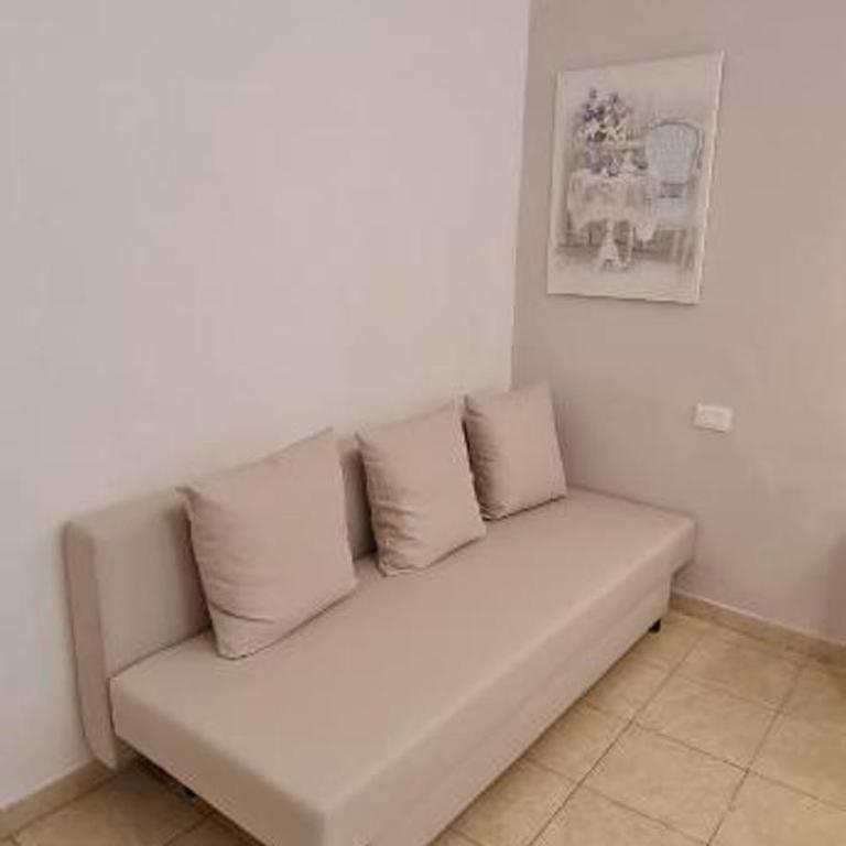 Soggiorno71 - Camera Familiare con Bagno Privato - 3