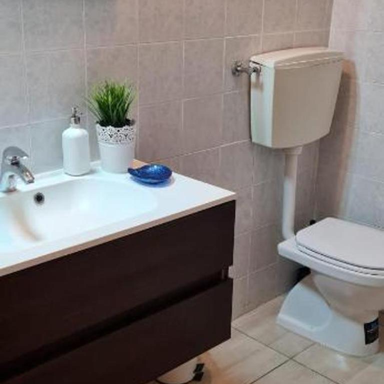 Soggiorno71 - Camera Familiare con Bagno Privato - 4