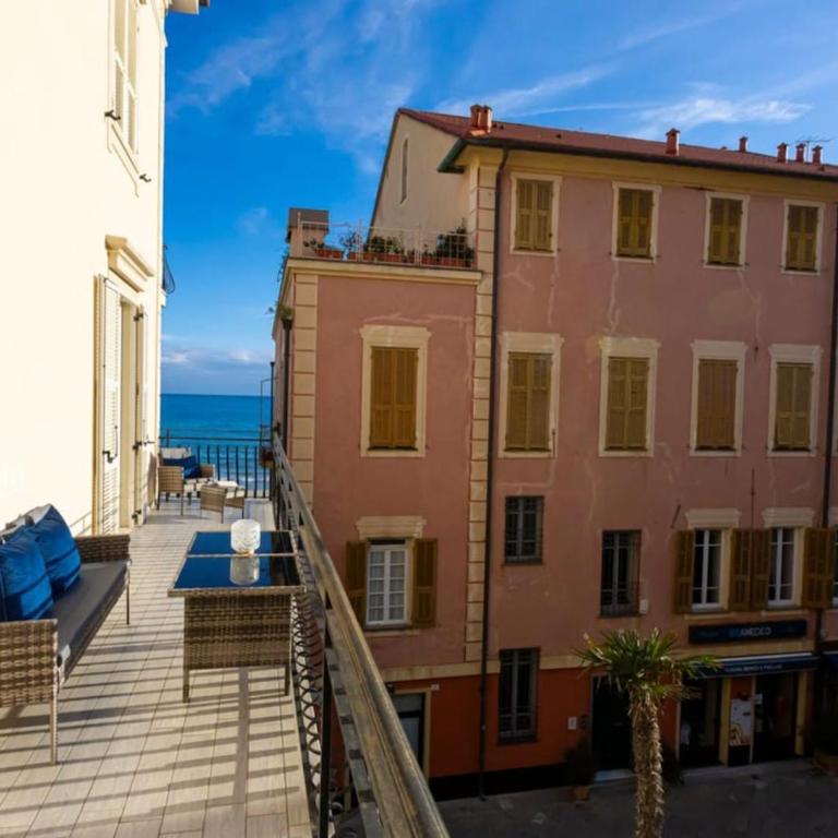 XX Settembre 74 by Le Case di Tati - Four-Bedroom Deluxe Apartment - 34