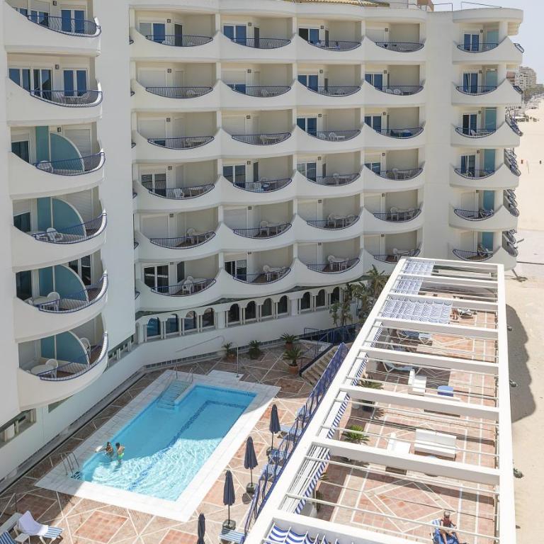 Hotel Playa Victoria - Habitación Doble Superior con vistas al mar - 1 o 2 camas - 1