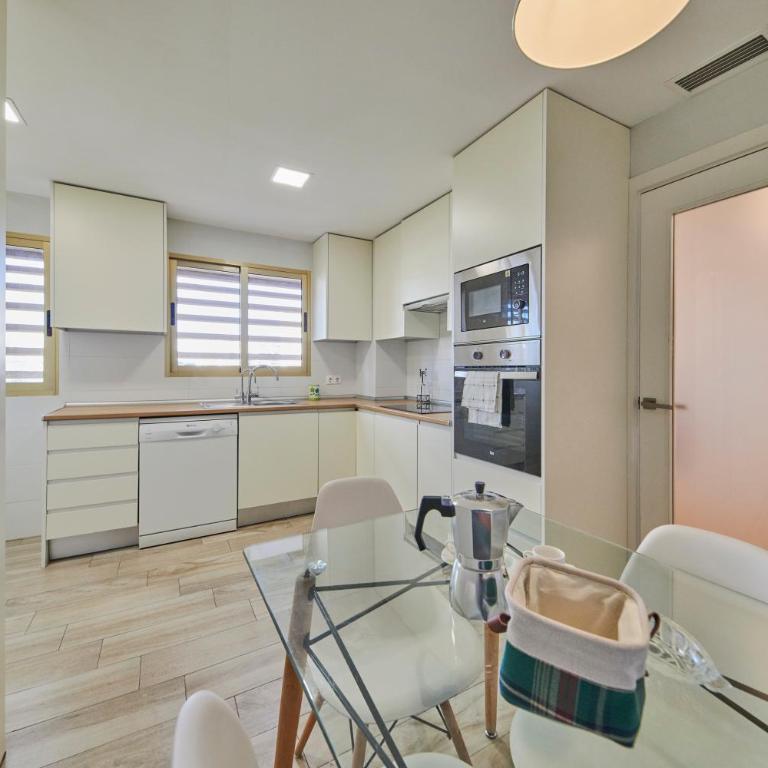 Apartamento San Juan Playa, parking gratuito, aire acondicionado - Apartment with Sea View - 40