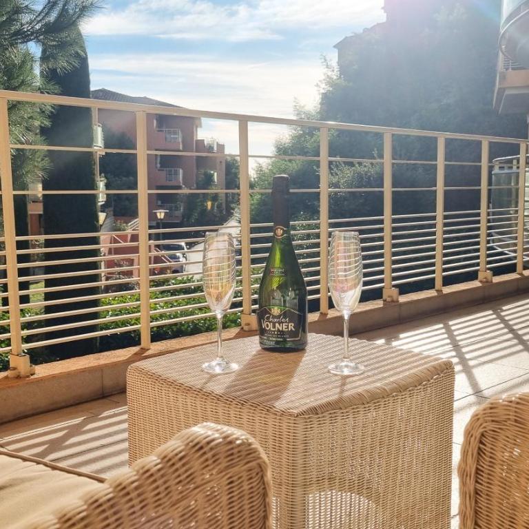 Elégant 3 pièces au Port de la Figueirette - Appartement 2 Chambres - 25