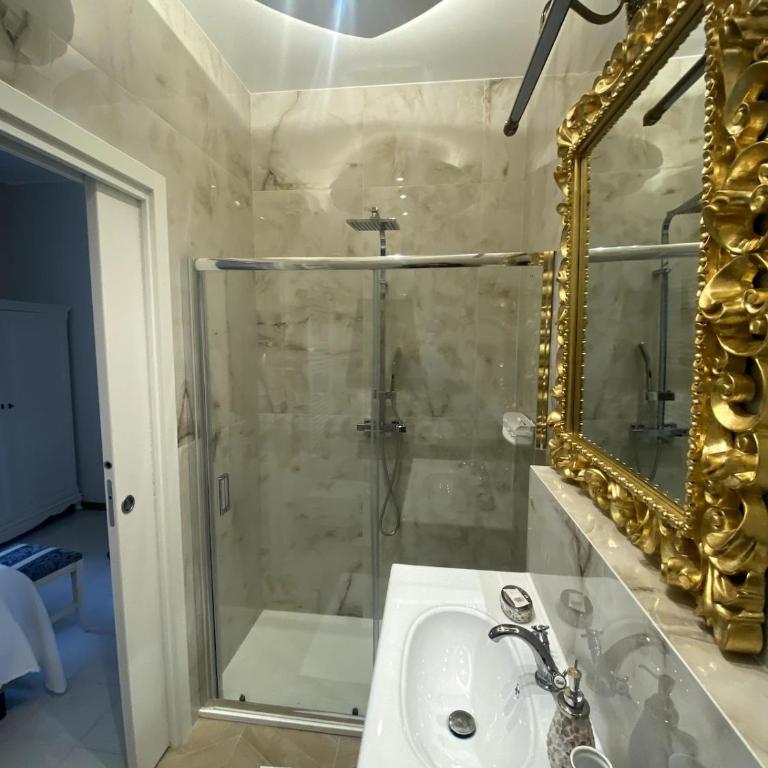 Elegant fully equipped apartment in center of Perugia,parking - Deluxe Apartment - 22
