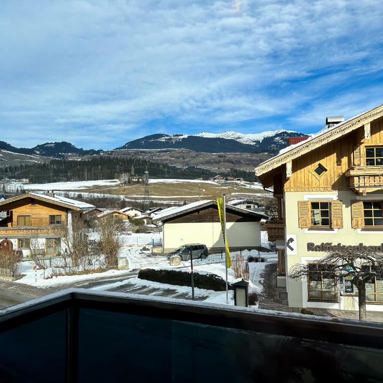 Our's Living - modern Apartments with Sauna near Kitzbüheler Alpen ski lift - Apartment mit Balkon - 19