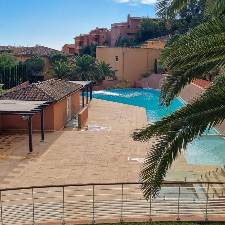 Elégant 3 pièces au Port de la Figueirette - Appartement 2 Chambres - 26