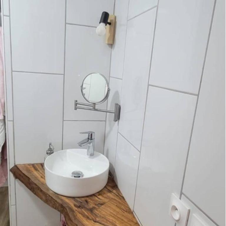 Appartement 2 pieces centre Menton jardin Bioves 4 nuits minimum - Appartement 1 Chambre - 17