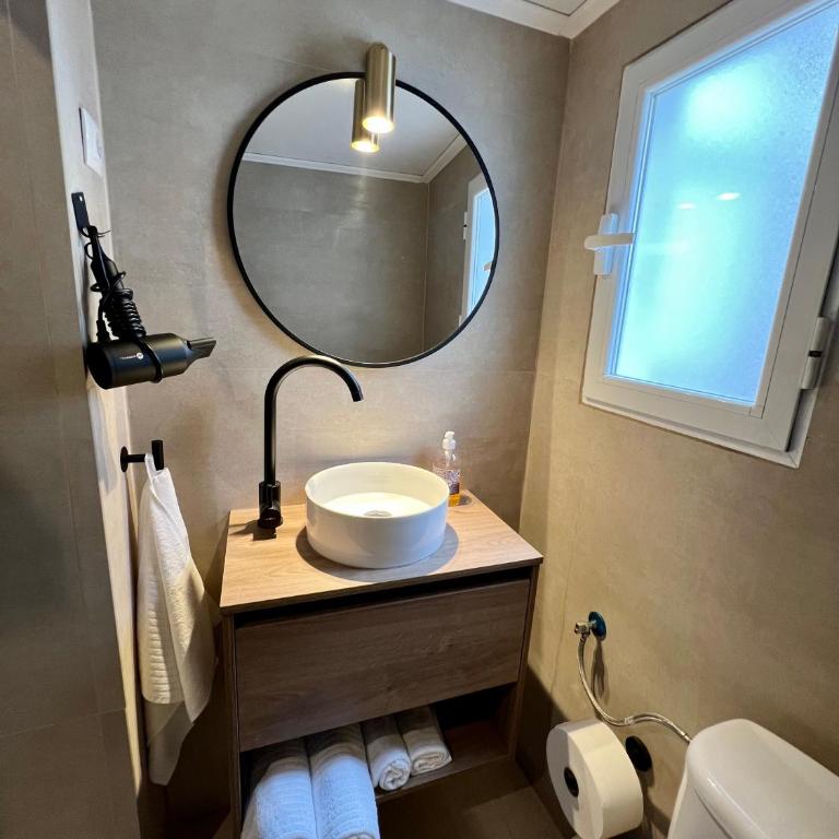 Miguel Ángel boutique rooms - PUERTA DEL SOL - Standard Double Room - 4