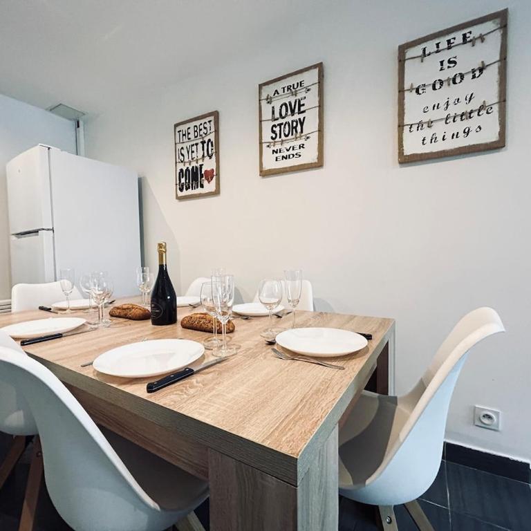 Super 5 chambres avec 4 SDB près du centre et gare - Apartamento de 5 dormitorios - 22