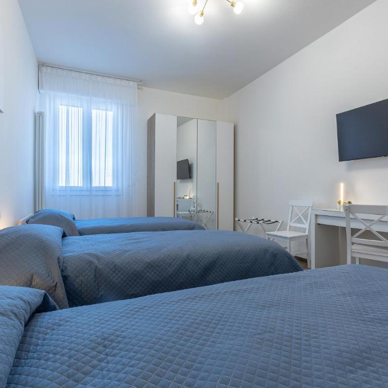 GuestHost - Manis Home - Two-Bedroom Apartment - 14