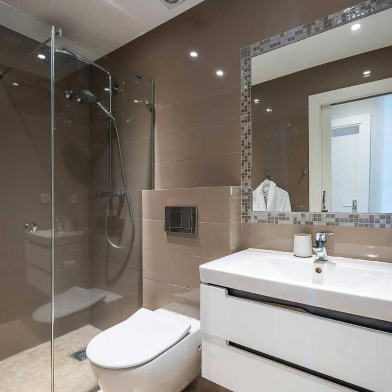 3 Bedroom Retreat Puente Romano - Apartamento - 13
