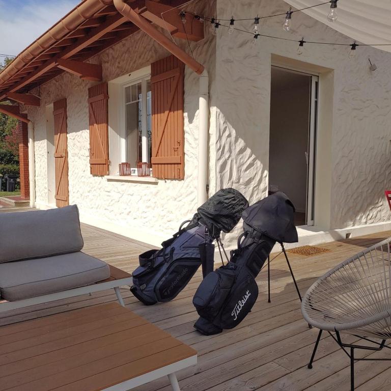 Maison Peonia - Maison de Vacances 3 Chambres - 35