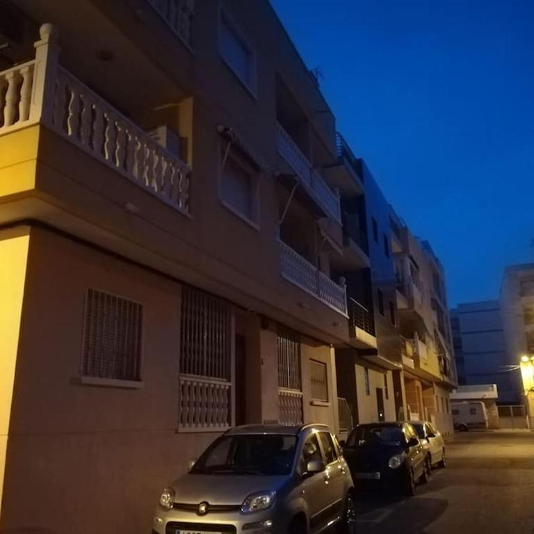 En Torrevieja Acogedor a 200 metros la playa WIFi - Apartamento de 2 dormitorios - 8
