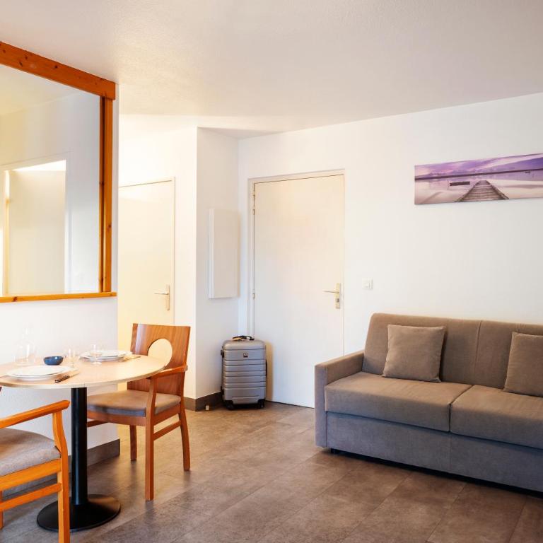 Séjours & Affaires Annecy Le Pont Neuf - Appartement Premium - 8