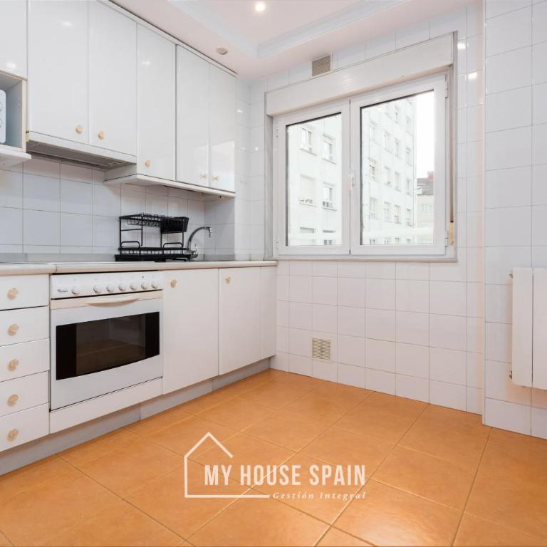 MyHouseSpain - Amplio y luminoso piso en el centro - Apartamento de 3 dormitorios - 5