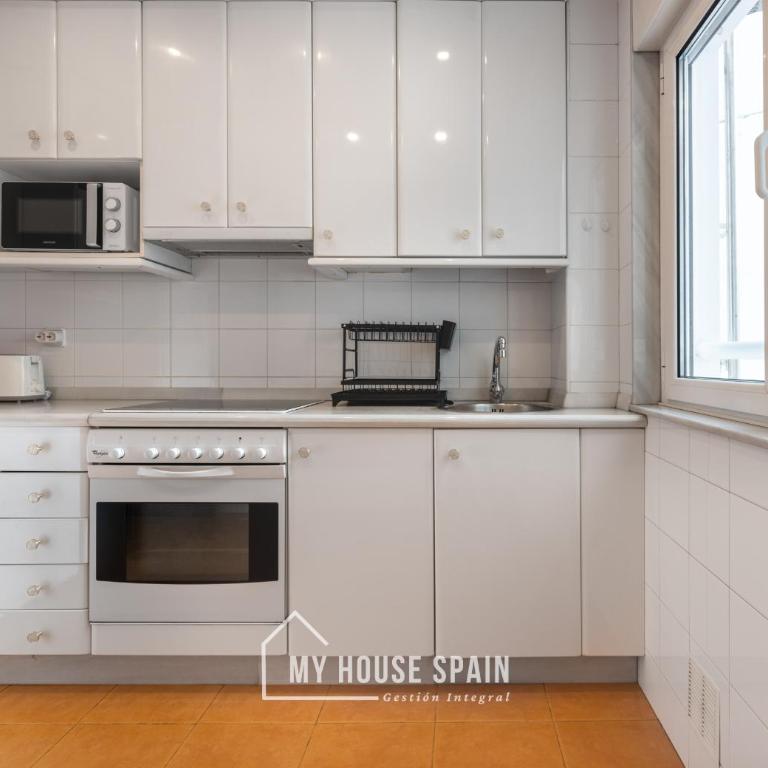 MyHouseSpain - Amplio y luminoso piso en el centro - Apartamento de 3 dormitorios - 8