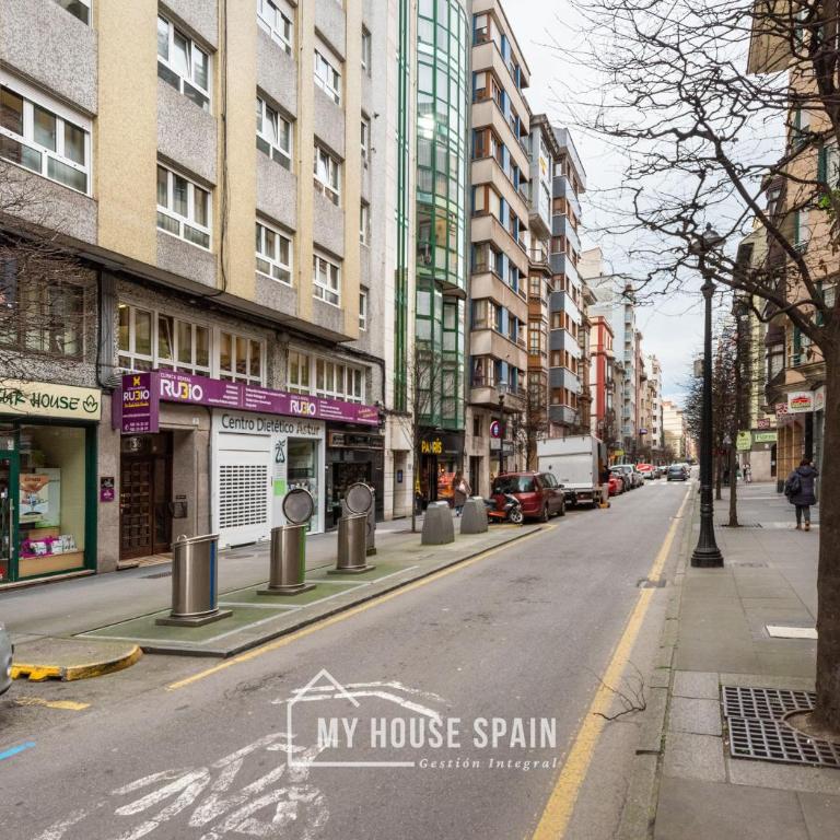 MyHouseSpain - Amplio y luminoso piso en el centro - Apartamento de 3 dormitorios - 35