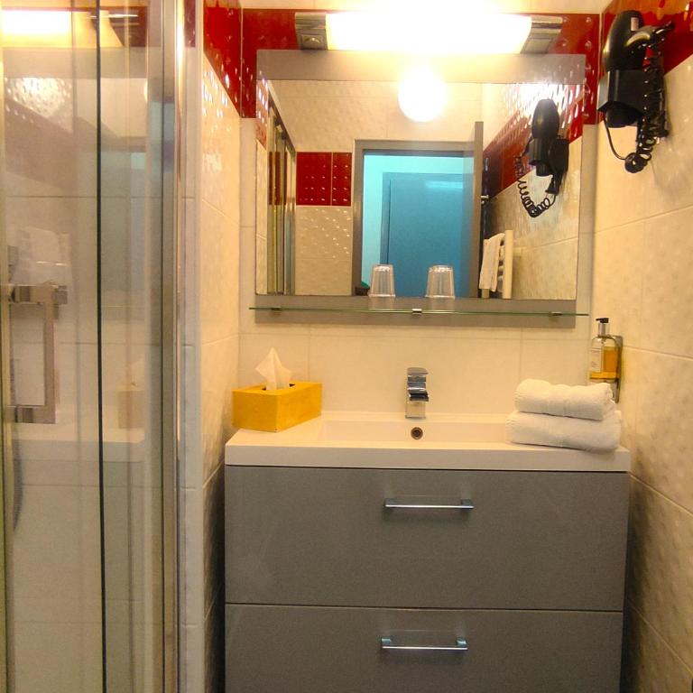 Contact Hotel B&G Limoges Sud - Chambre Double Supérieure - 2