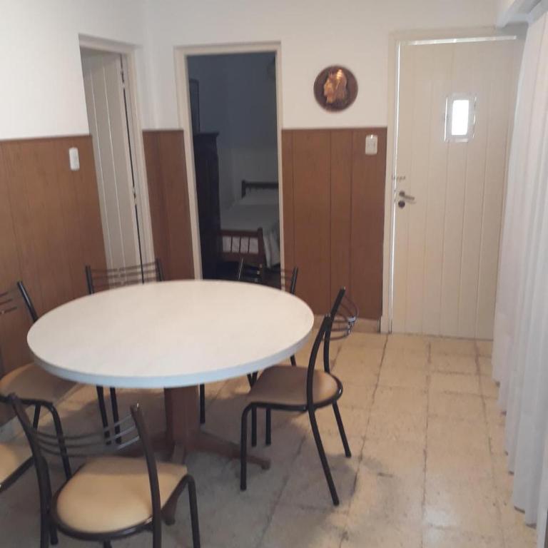 Oscar - Three-Bedroom House - 10