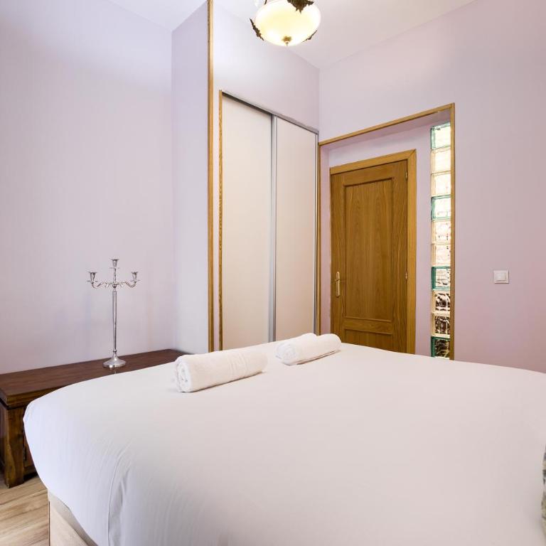 Tirso de Molina I - 3 dormitorios, 2 baños - Three-Bedroom Apartment - 17