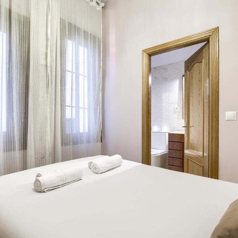 Tirso de Molina I - 3 dormitorios, 2 baños - Three-Bedroom Apartment - 16