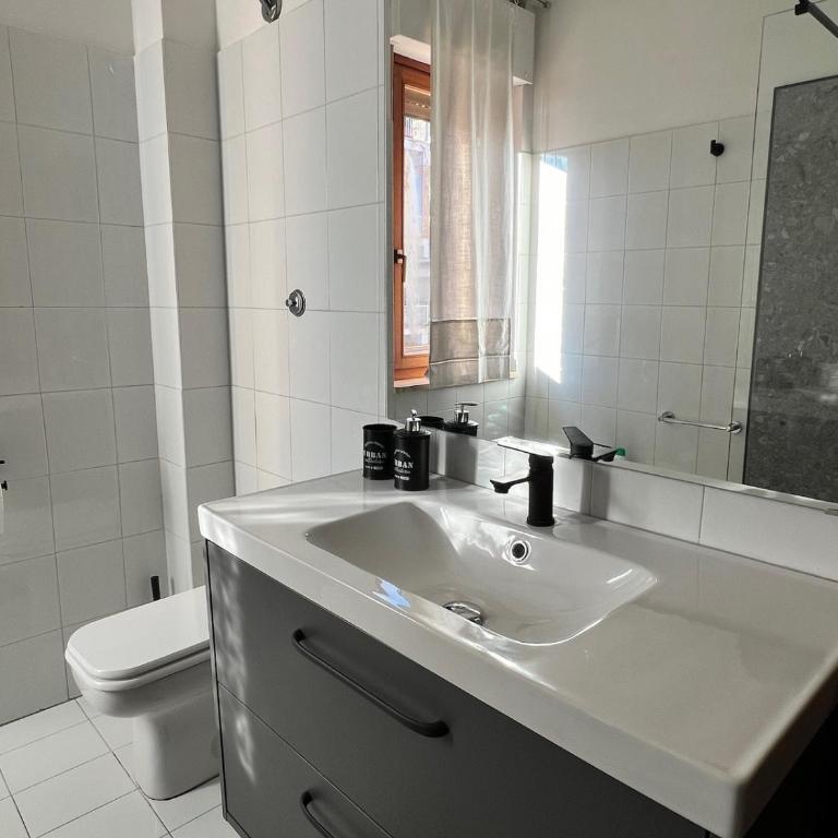 The BestaHouse - Appartamento con 2 Camere da Letto - 4