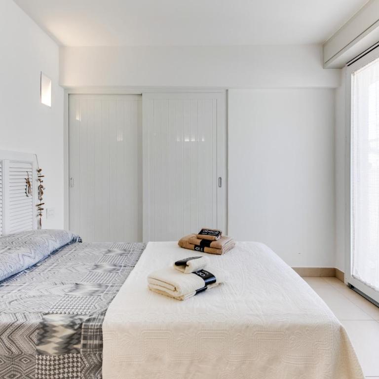 RICCIONE sul MARE con servizio SPIAGGIA e AQUAPARK - Apartment with View and Balcony - 83