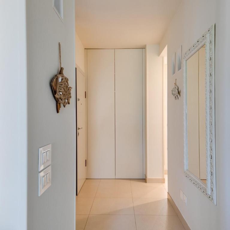 RICCIONE sul MARE con servizio SPIAGGIA e AQUAPARK - Apartment with View and Balcony - 4