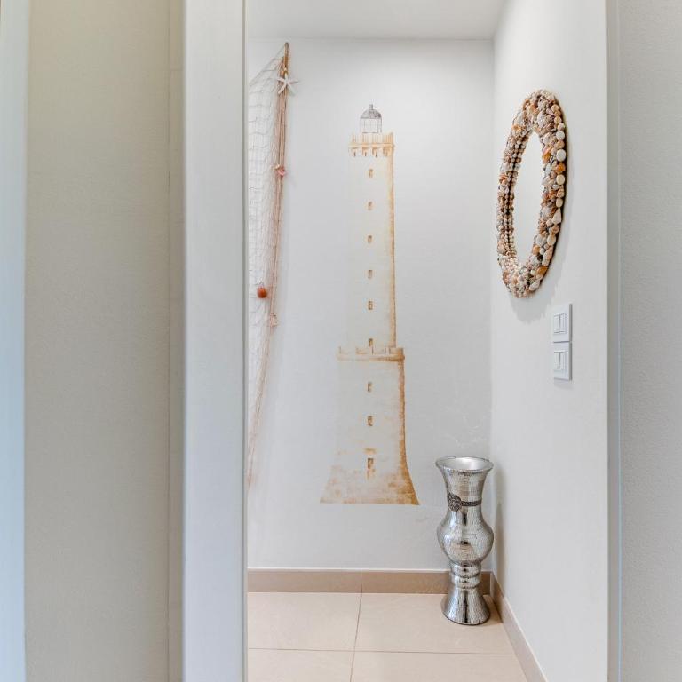 RICCIONE sul MARE con servizio SPIAGGIA e AQUAPARK - Apartment with View and Balcony - 5