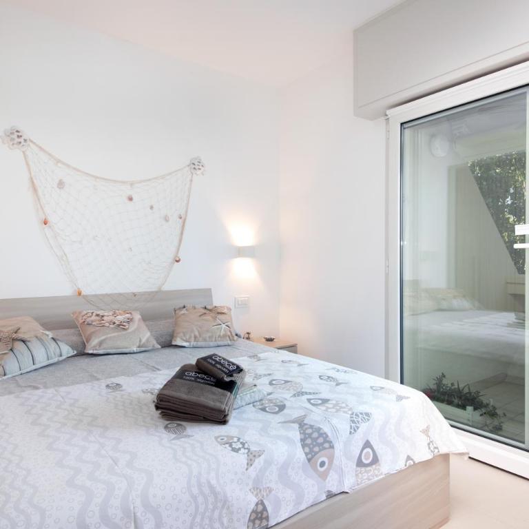 RICCIONE sul MARE con servizio SPIAGGIA e AQUAPARK - Apartment with View and Balcony - 31