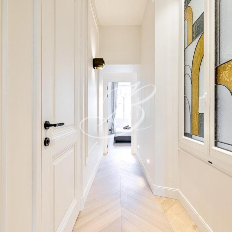 Le Mané - Haussmannien Centre Cannes accommodation - Three-Bedroom Apartment - 16