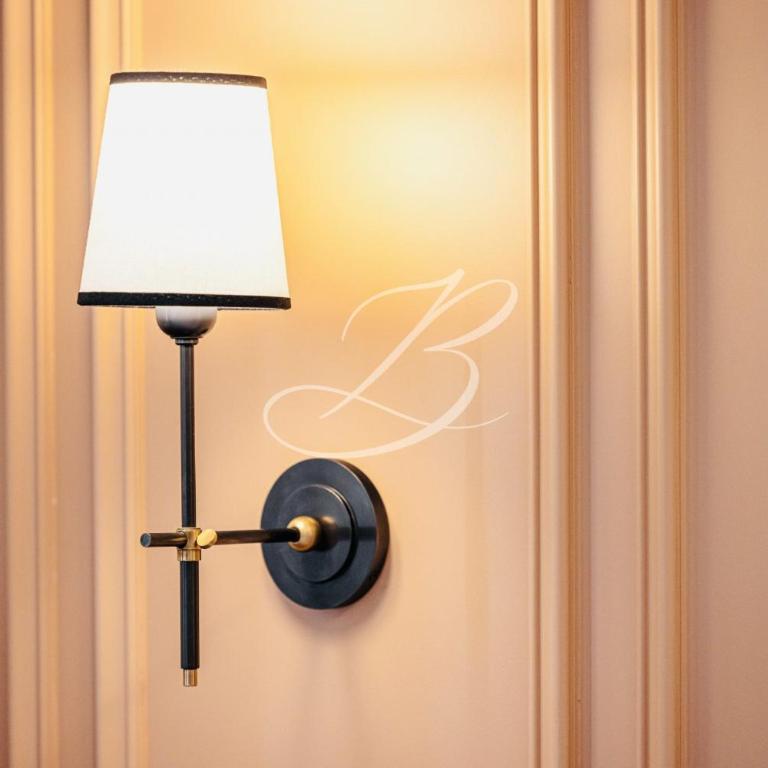 Le Mané - Haussmannien Centre Cannes accommodation - Three-Bedroom Apartment - 26