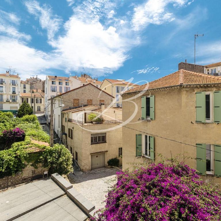Le Mané - Haussmannien Centre Cannes accommodation - Three-Bedroom Apartment - 57