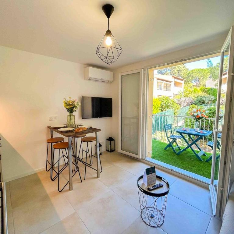 T2 climatisé avec accès plage et parking - wifi - Appartamento con 1 Camera da Letto - 12